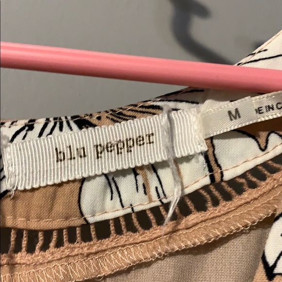 Blush floral romper - Picture 2 of 5